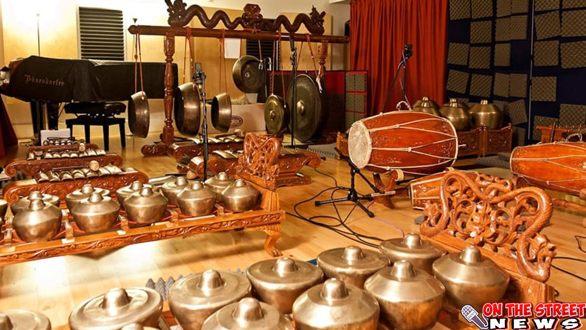 Gamelan Jawa: Pengiring Upacara dan Hiburan Masyarakat