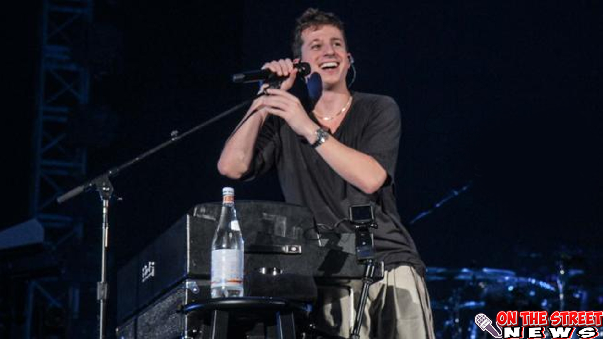 Charlie Puth: Dari YouTube ke Puncak Sukses Musik Dunia!