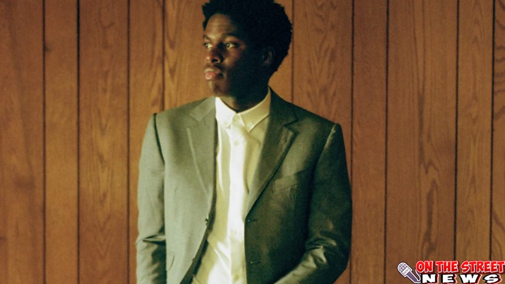 Suara Hati yang Tertuang dalam Setiap Nada: Daniel Caesar!